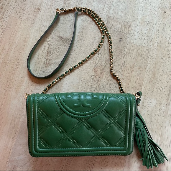 TORY BURCH Green Quilted Fleming Soft Leather Logo Crossbody! New Condition - Picture 3 of 10